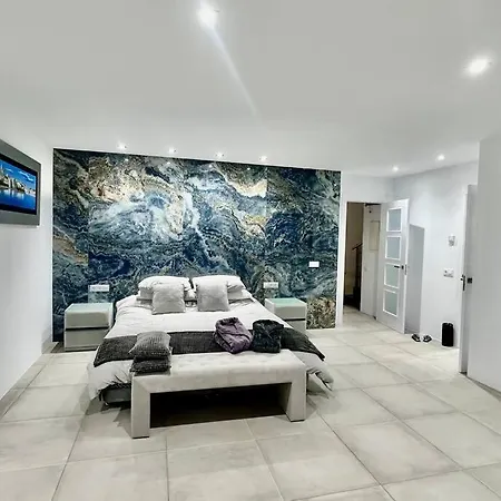 Cliff Holiday home *