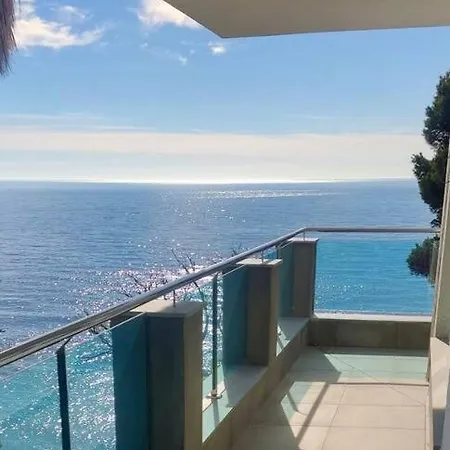 度假居 Cliff